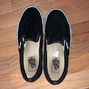 Black slip on vans